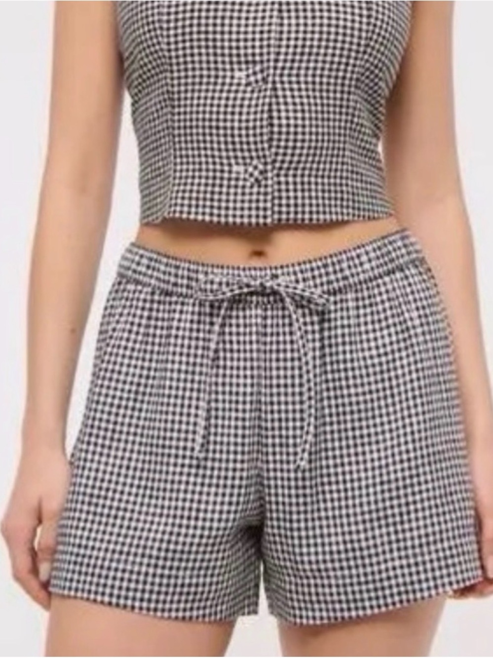 Abercrombie & Fitch Linen Shorts in Black & White Gingham
